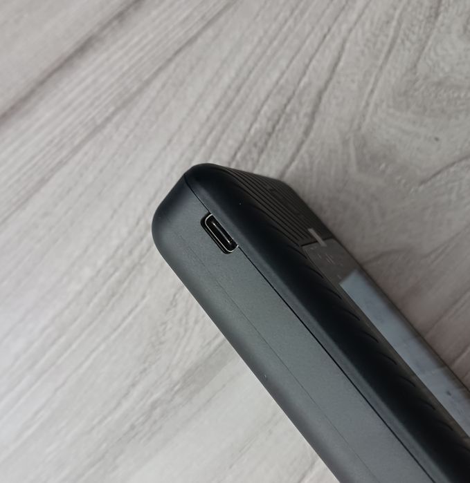 Router Portabil 5G WiFi 6 D-Link DWR-2101 / Zyxel NR2101 decodat nou