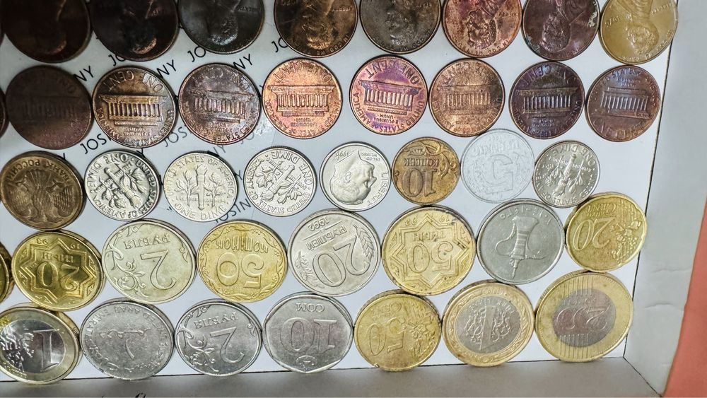 Старый и новый монеты