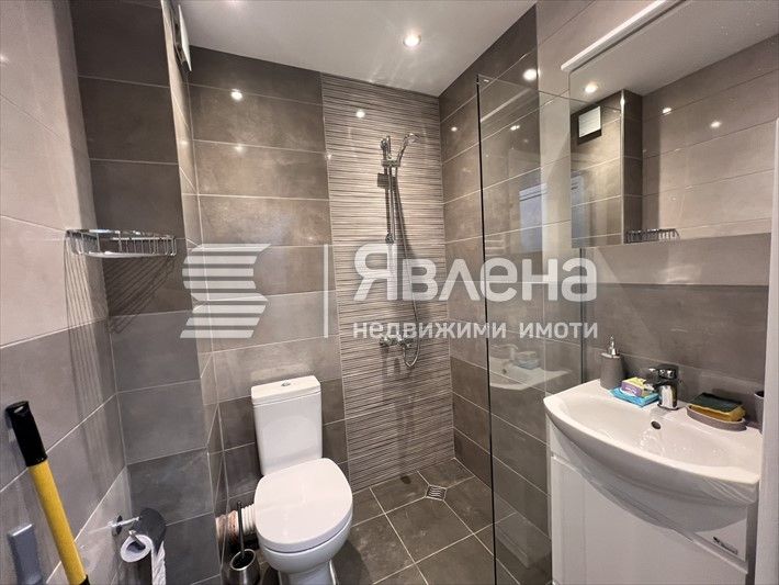 Дава се под наем Тристаен апартамент в София, Младост 3 - 100 кв.м за 950 € - Снимка #8