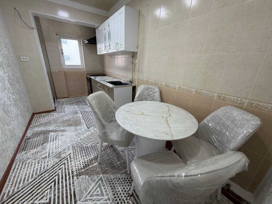 Гулобод, Ц-26  3/4/9  рынок Чорсу  74м²