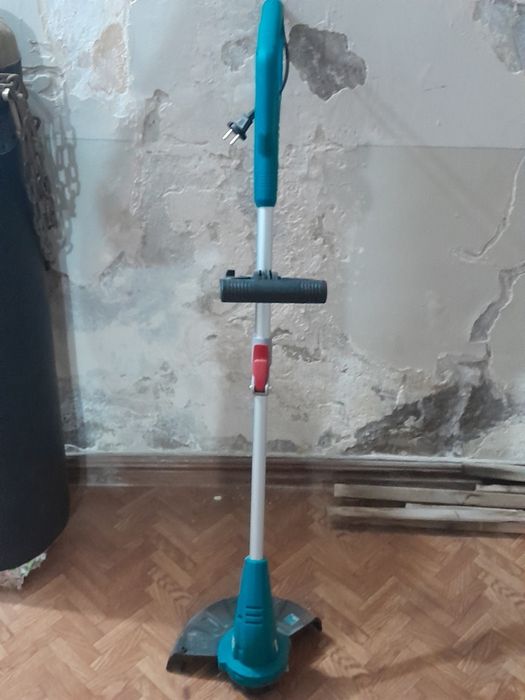 Продаётся триммер электрический