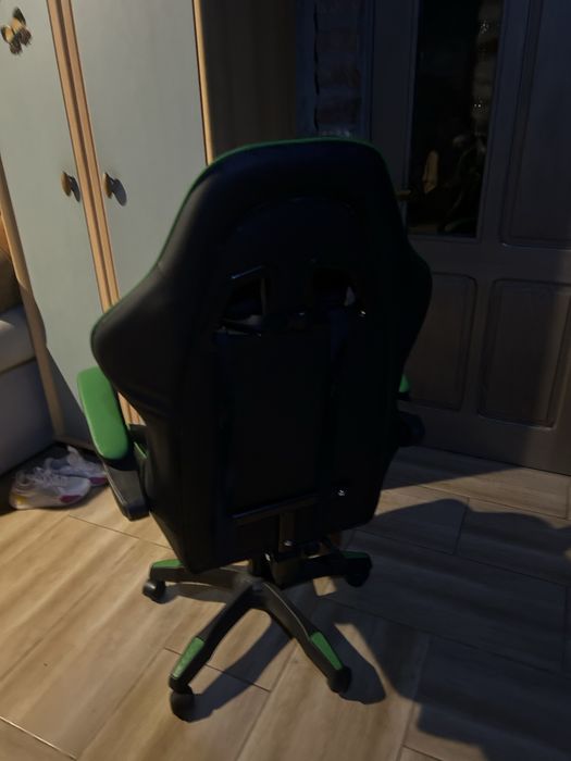Scaun gaming Folosit foarte putin!