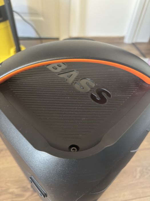 Akai party speaker 400