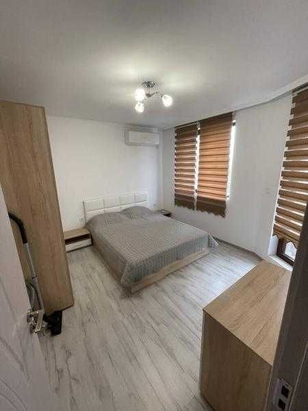 Дава се под наем Двустаен апартамент в Бургас, Изгрев - 65 кв.м за 408 € - Снимка #3
