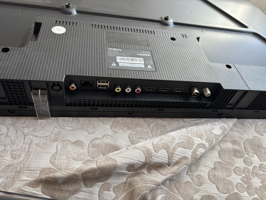 Продам телевизор