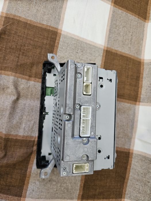 Монитор штатный Авенсис