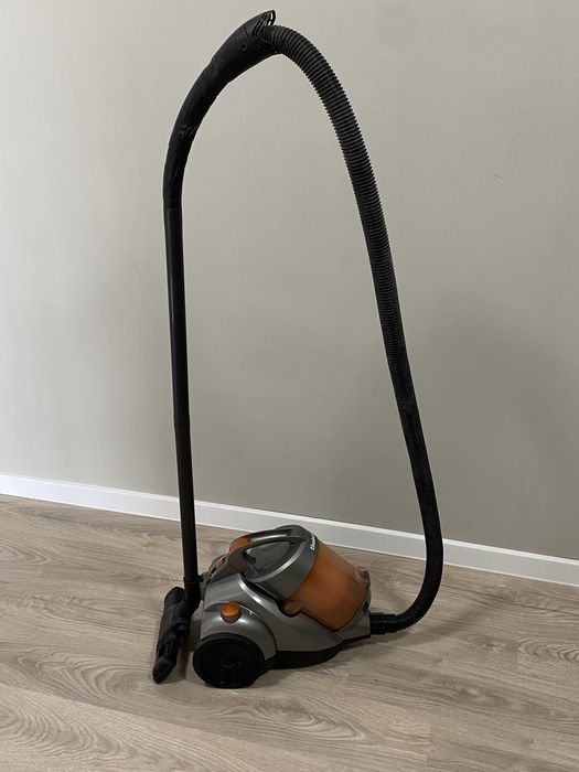 Пылесос elenberg