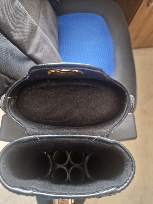 Husa biliard tip hardcase, 2 butt + 4 shafturi, piele, stare bună