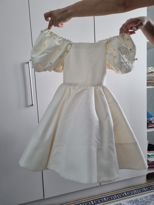 Платье воздушный очень красивое