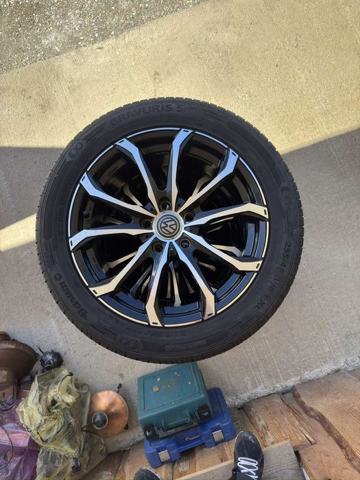 Летни гуми с джанти vwT6 multiblvan 255/55/18 barum bravuris dot1825