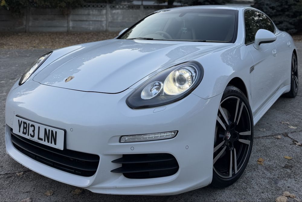 Porsche Panamera FaceLift - 2015 - 3.0 Diesel V6 - 250 Cai Putere - FullLed - Xenon - Automata - 8PDK - Acte la zi - Carte intreaga - Iteprosabila -
