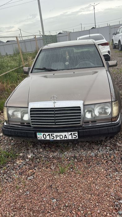 Продам мерседес 124 2.3