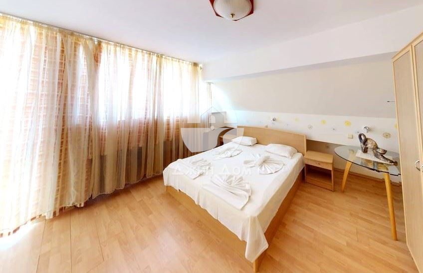 Продава се Тристаен апартамент в к.к. Слънчев бряг - 116 кв.м за 479 €/кв.м - Снимка #4