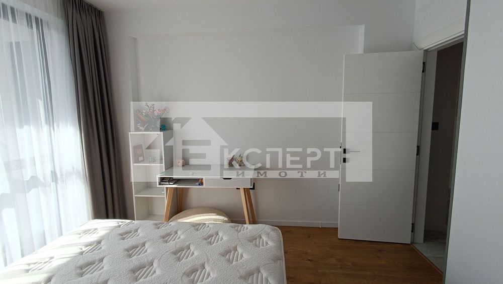 Продава се Многостаен апартамент в Пловдив, Каменица 2 - 131 кв.м за 2214 €/кв.м - Снимка #11