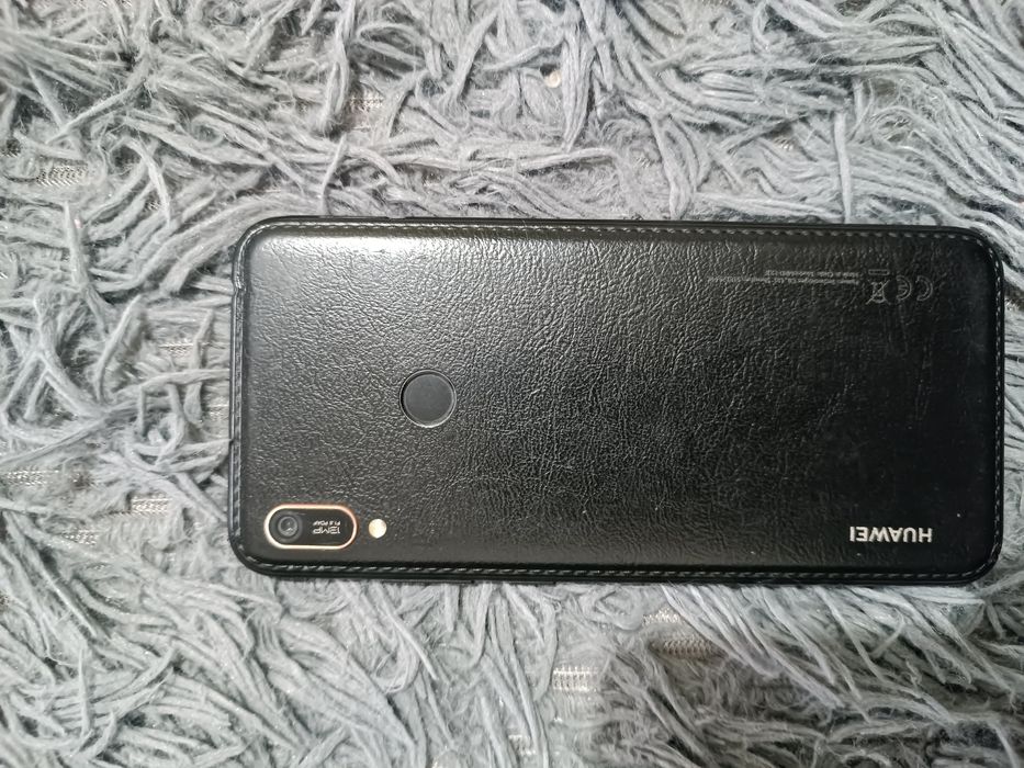 Продам HUAWEI Y6-2019  цена 35000тыс