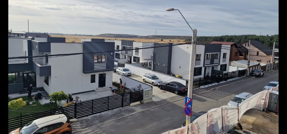 Case duplex la preț de apartament