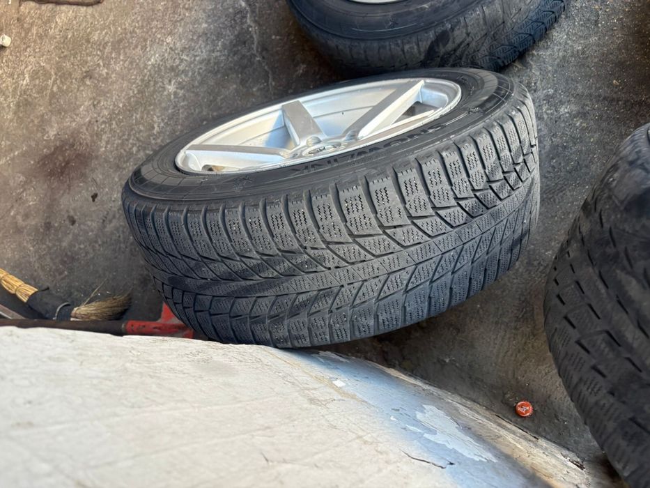 Диски Vossen 225/55/17 зимний