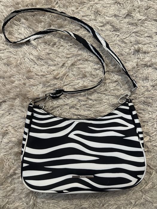 чанта от бершка, като нова