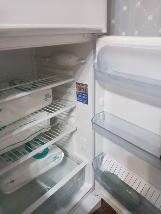 Indesit холодильник