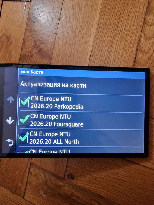 Навигация Garmin DriveSmart 61 LMT-S пълекомплект карти за цяла Европа