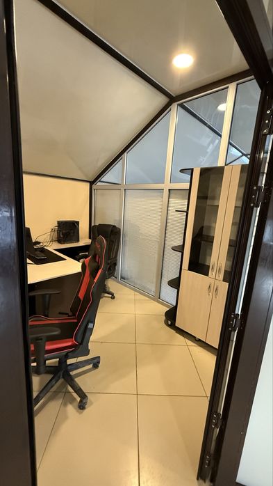 Сдается офис возле Зоопарка