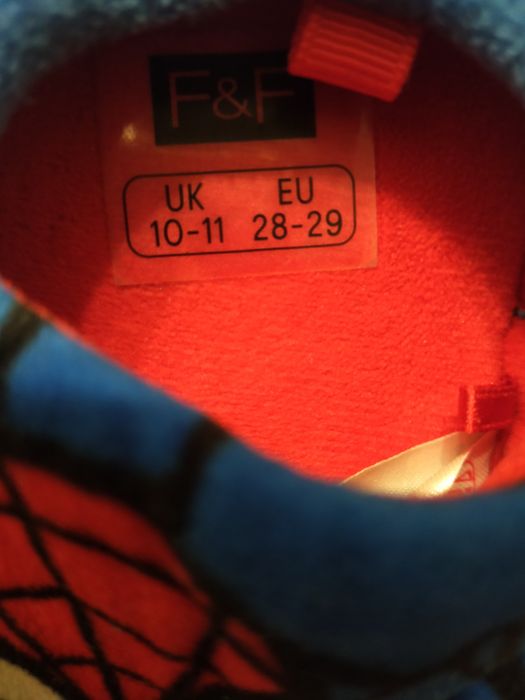 Продам тапочки, " spider mean".