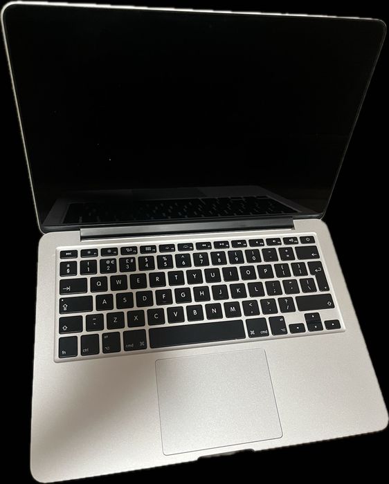Продам MacBook Pro