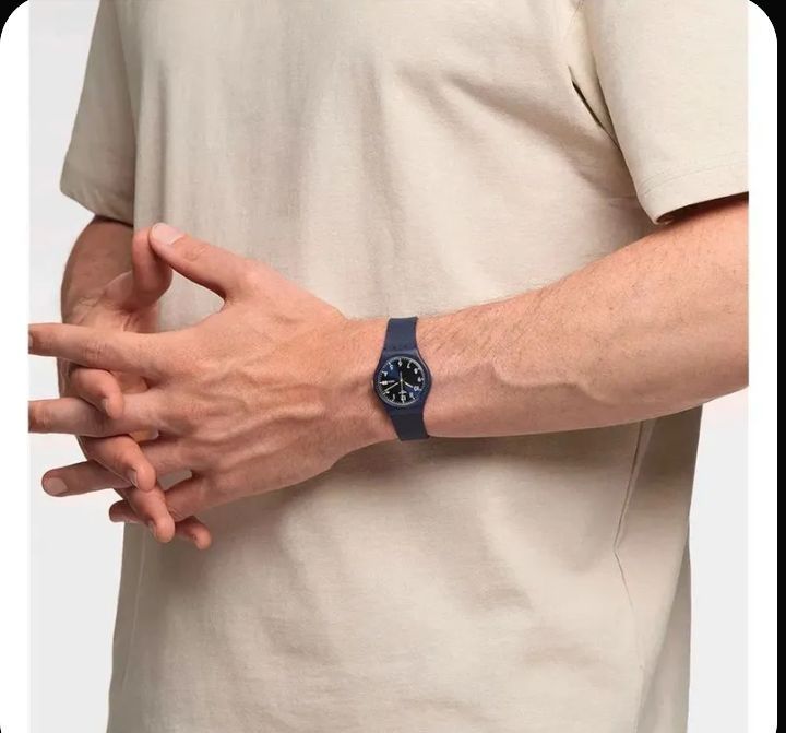 Часы оригинал Швейцарский  Swatch