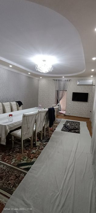 Уй ховли сотилади.