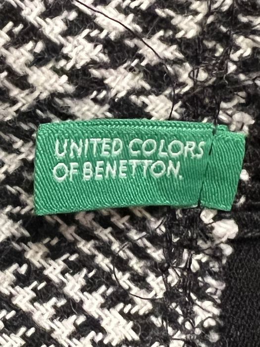 Продам детскую юбку Benetton