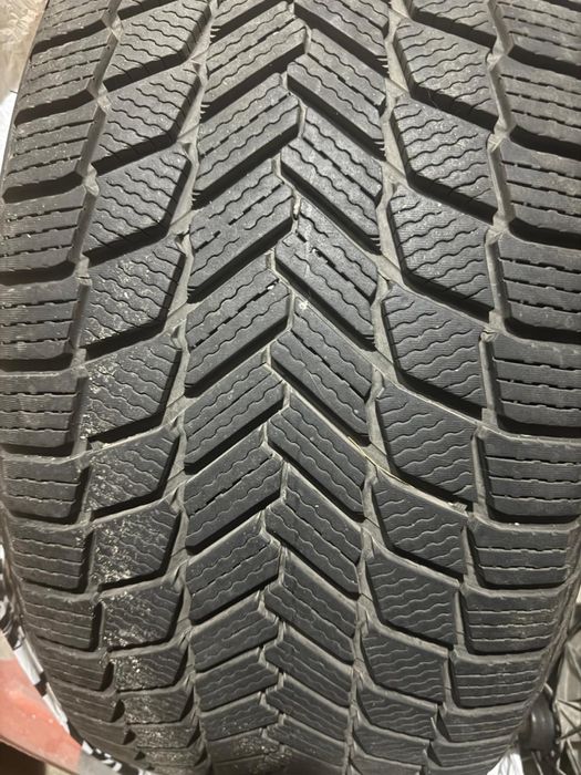 шины комплект зимние