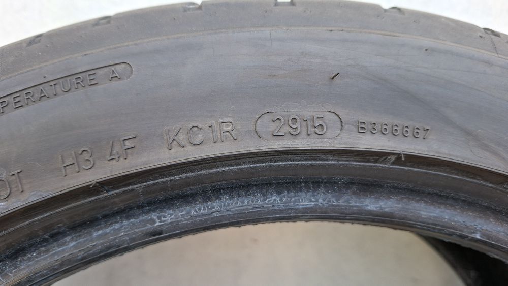 Летни гуми 225 45 18 Dunlop