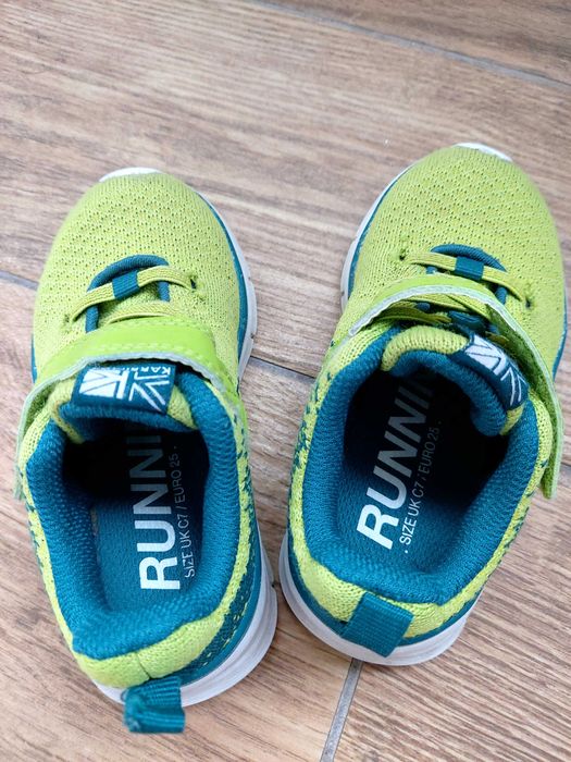 Детски обувки 24,25 номер