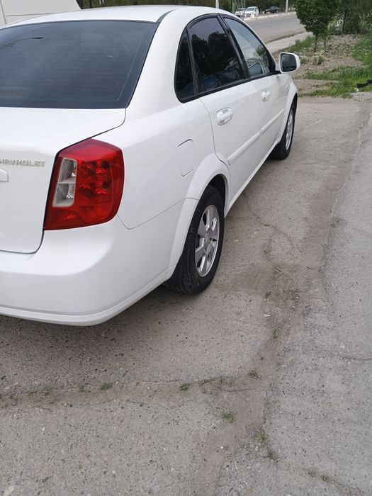 Продаётся жентра 2018 года метан Малибу руль монитор камера пульт .