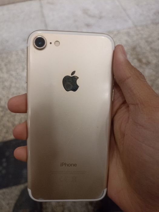 Айфон 7 32 гб акум