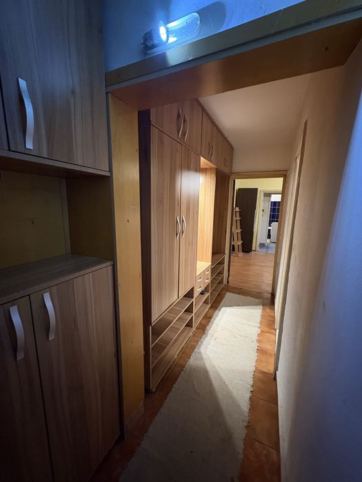 Inchiriez 2 camere Miron Costin