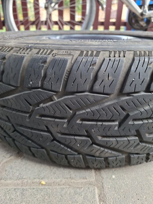 Janta tabla cu cauciuc Winter iarna 205/55/16, 5×112  Audi, VW