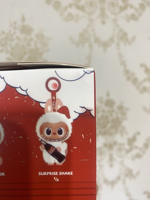 Новый лабубу кока кола