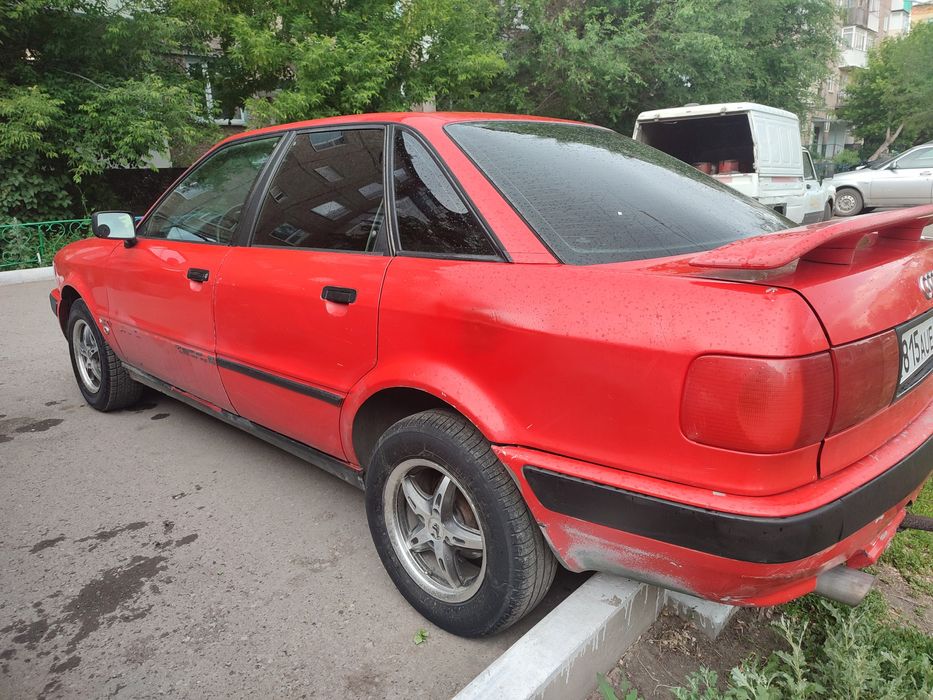 Продам Ауди В4 в отличном состояний