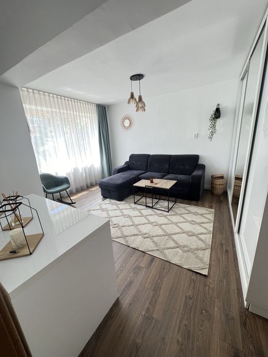 Închiriez apartament 2 camere la etaj 2 în Zalău