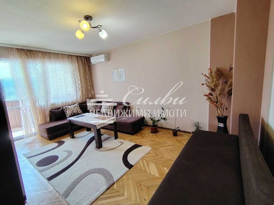 Продава се Двустаен апартамент в Шумен, Еверест - 62 кв.м за 1210 €/кв.м - Снимка #1