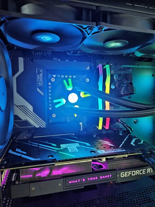 Игровой мощный компьютер i7 12700kf