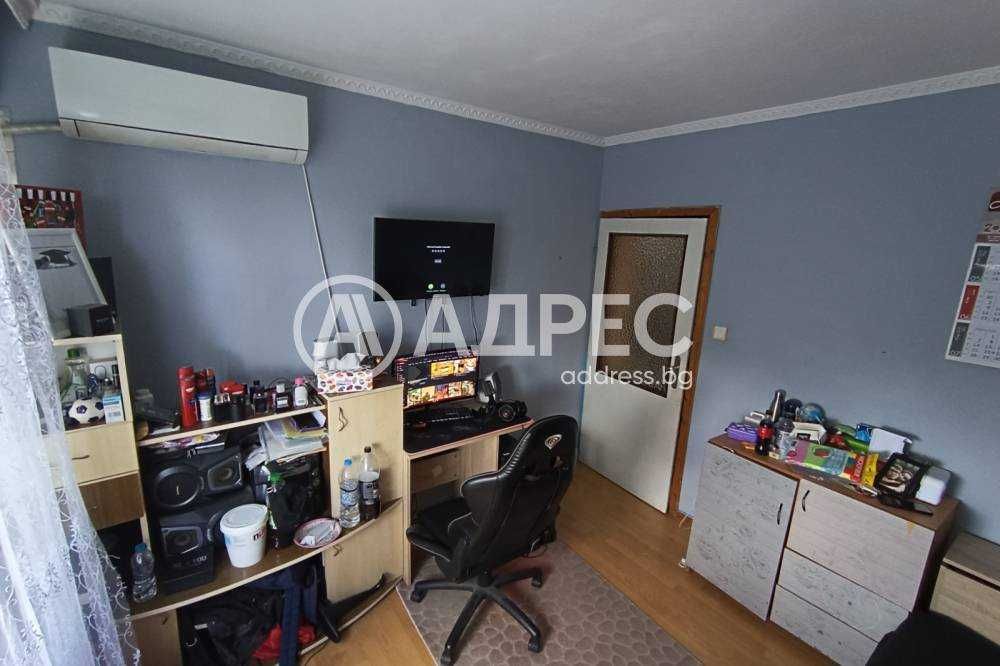 Продава се Едностаен апартамент в Разград, Център - 37 кв.м за 1034 €/кв.м - Снимка #3