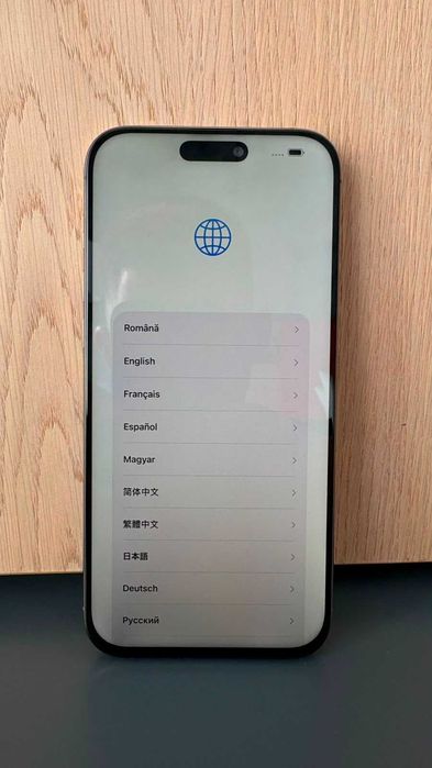 iPhone 16 Pro Desert Titanium - pentru piese / recarosare