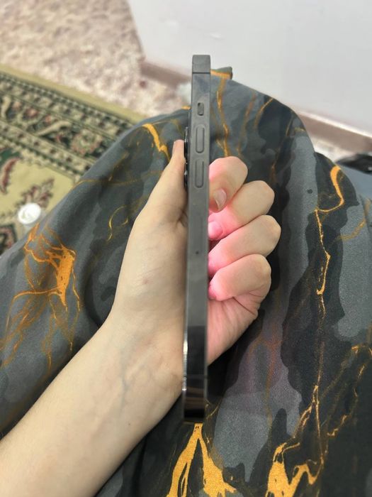 Продам Айфон 13 про