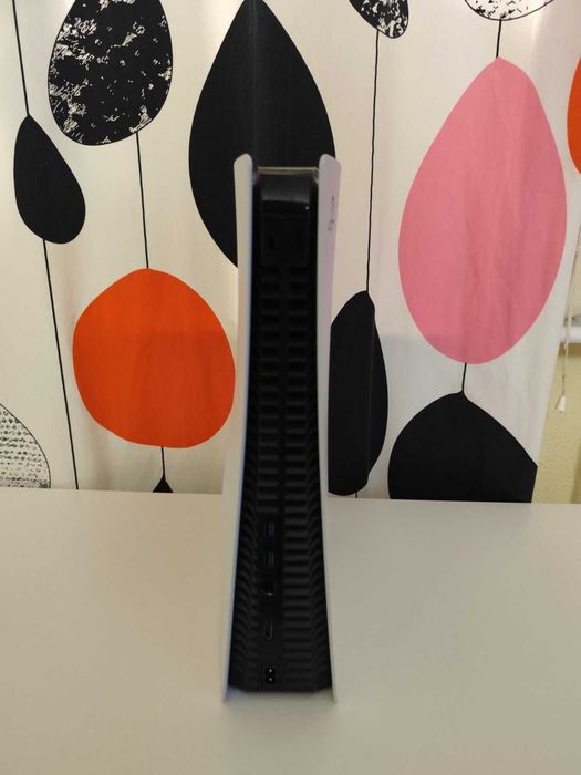 Playstation 5 Disc Edition КАТО НОВ 1 TB !!!