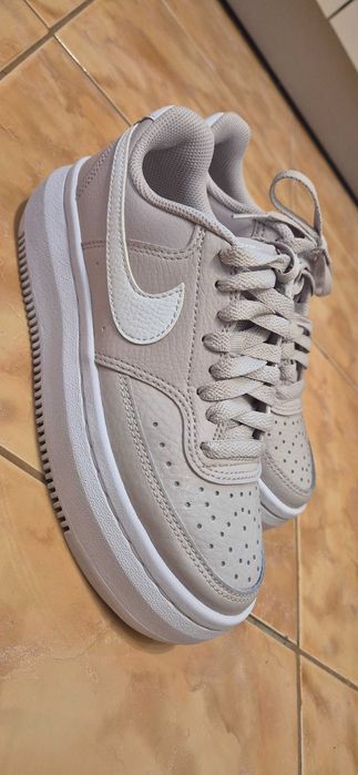 Дамски кецове Nike