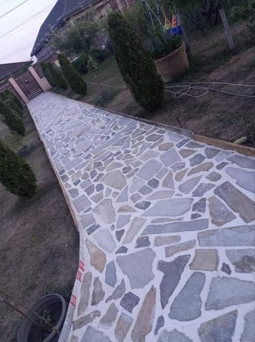 Vând Piatră Naturală de Munte