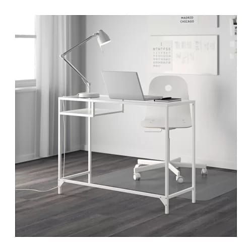 Стол для ноутбука IKEA, б/у, в отличном состоянии
