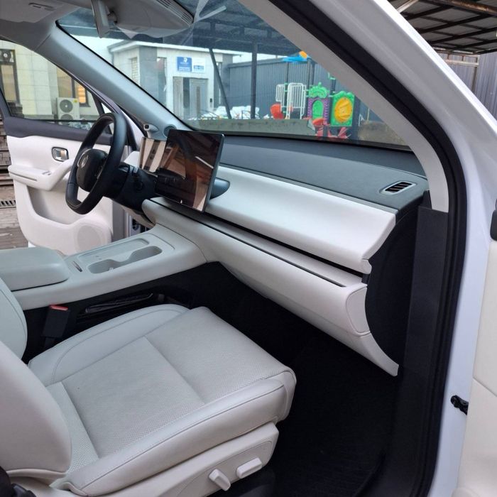 Leapmotors C16 1 pazisiya